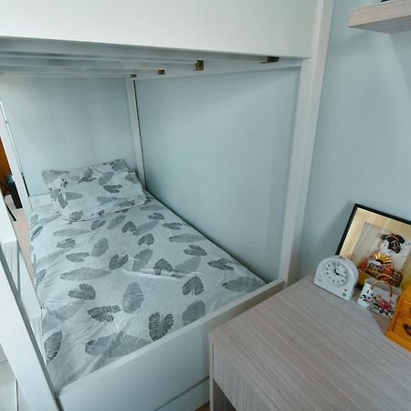 Aparthotel Cozy Unit With Free Pool, Netflix & Wifi In Alabang Crq3 Muntinlupa City Exterior foto