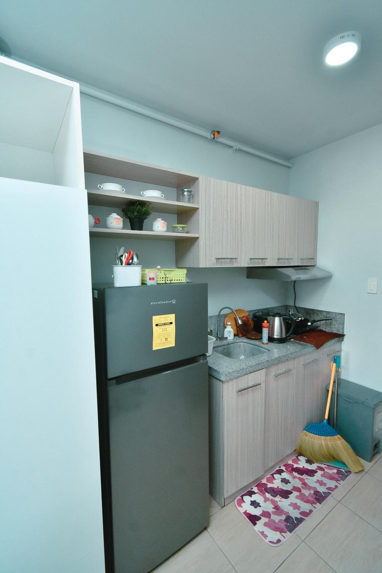 Aparthotel Cozy Unit With Free Pool, Netflix & Wifi In Alabang Crq3 Muntinlupa City Exterior foto