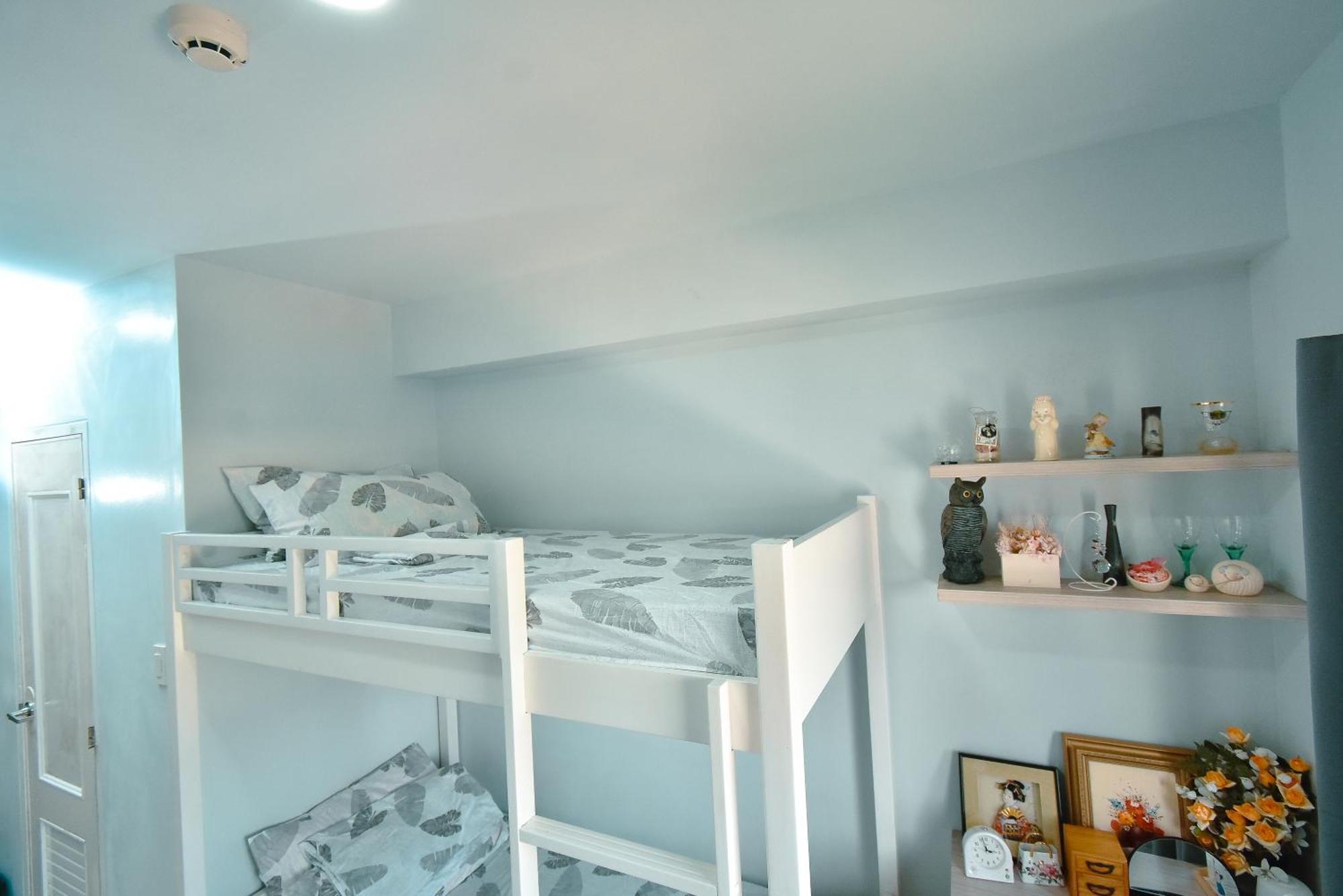 Aparthotel Cozy Unit With Free Pool, Netflix & Wifi In Alabang Crq3 Muntinlupa City Exterior foto
